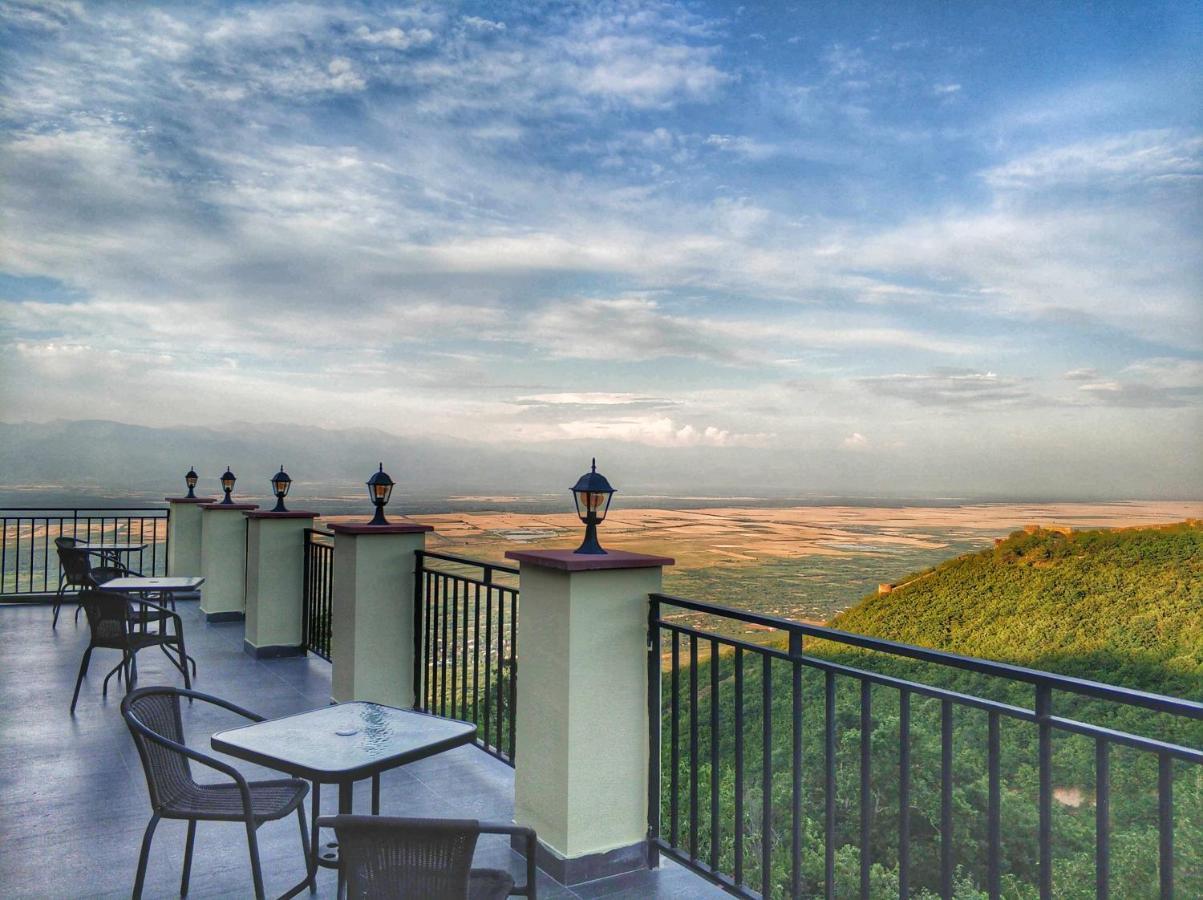Favourite Apartment Sighnaghi Bagian luar foto